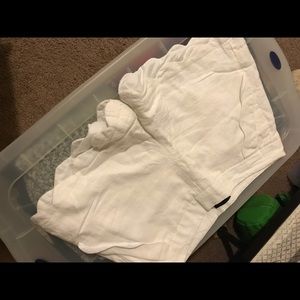 White scalloped shorts Cynthia Rowley